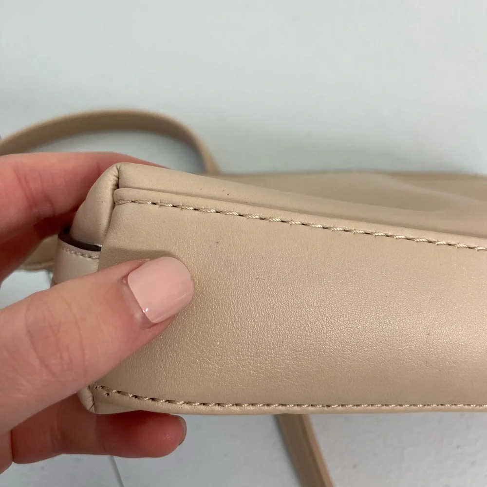 Nine West women’s tan crossbody rounded double zip adjustable strap purse bag - Picture 8 of 8